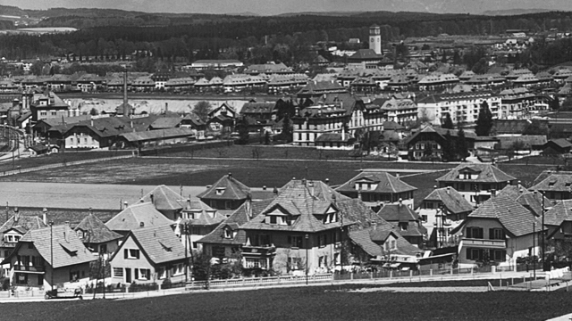 Panoramaansicht des Liebefeld-Quartiers 1940. Es stehen noch deutlich weniger Gebäude als heute.